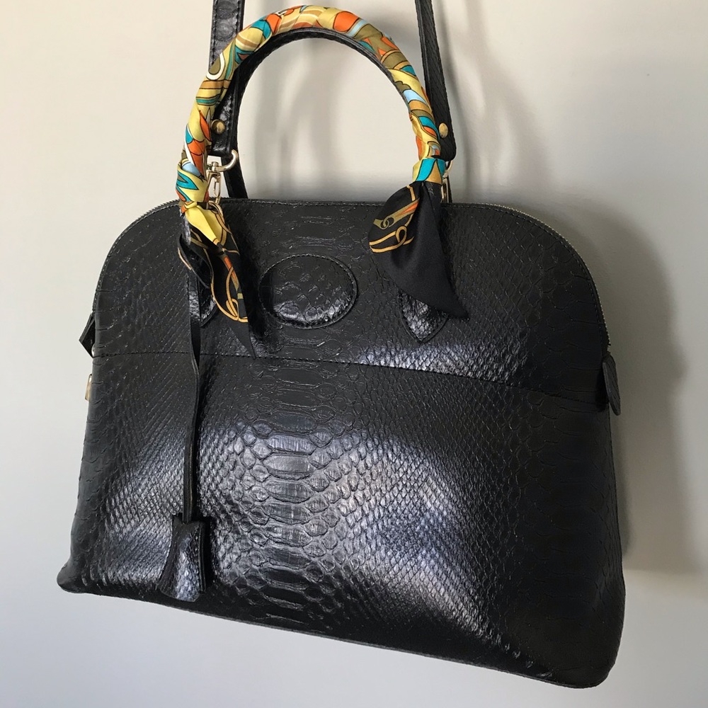 Black faux leather tote shoulder strap